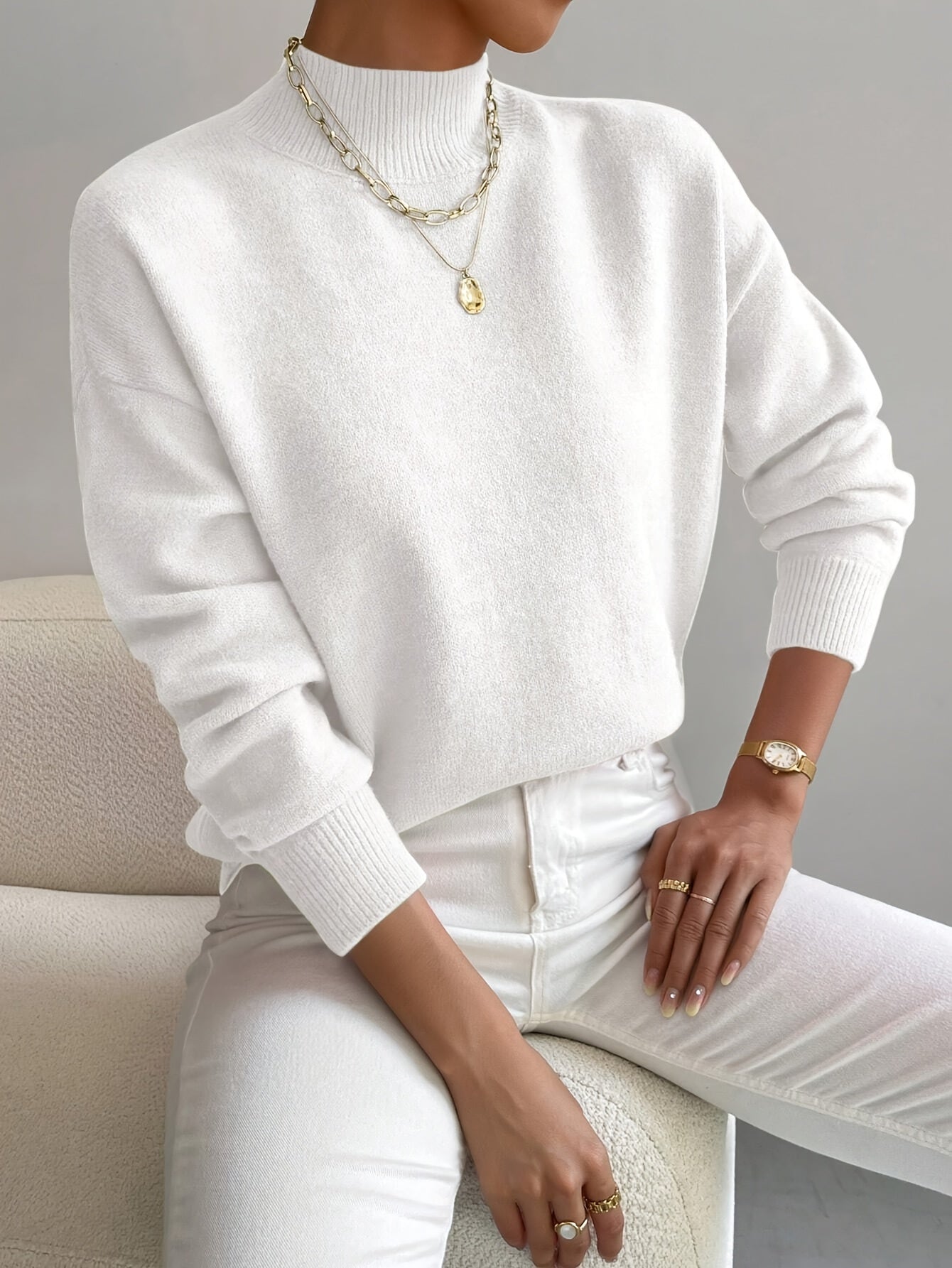 Maria | Elegant and Comfortable Turtleneck.